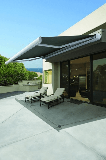 Mái Hiên Gấp Gọn Half Box Awning - Mái hiên gấp gọn Half Box tiết kiệm, vận hành bằng động cơ từ xa. - Thumbnail 2