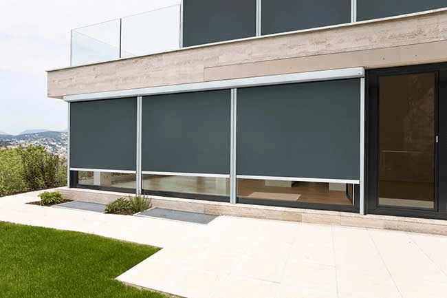 Rèm Zipper Ngoài Trời - Giải Pháp Chống Gió Mưa Cho Ban Công